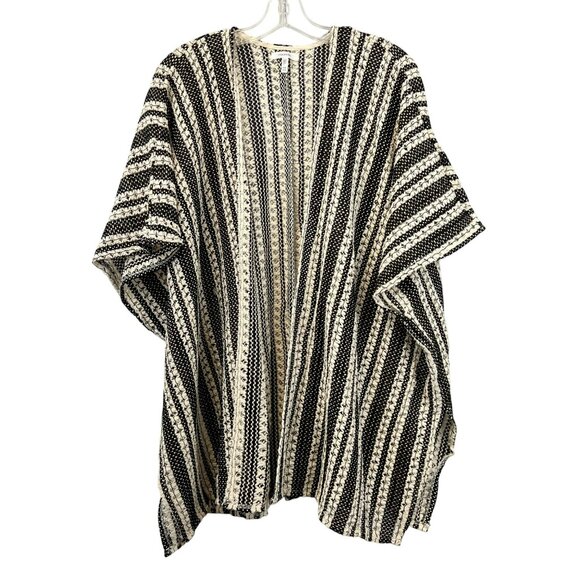 Maurices Loose Embroidered Open Front Poncho Black/Cream One Size - Picture 1 of 9